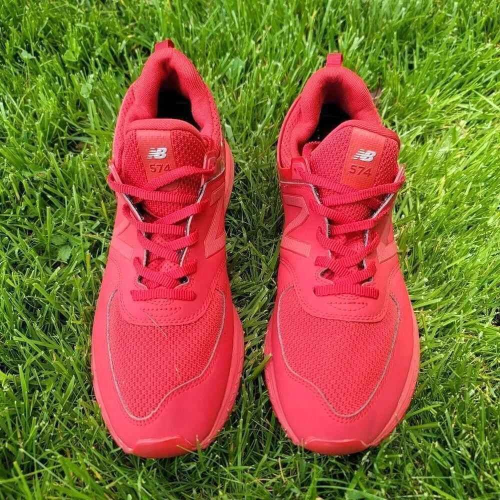 New Balance 574 - Men's Running Shoes - Size 9.5